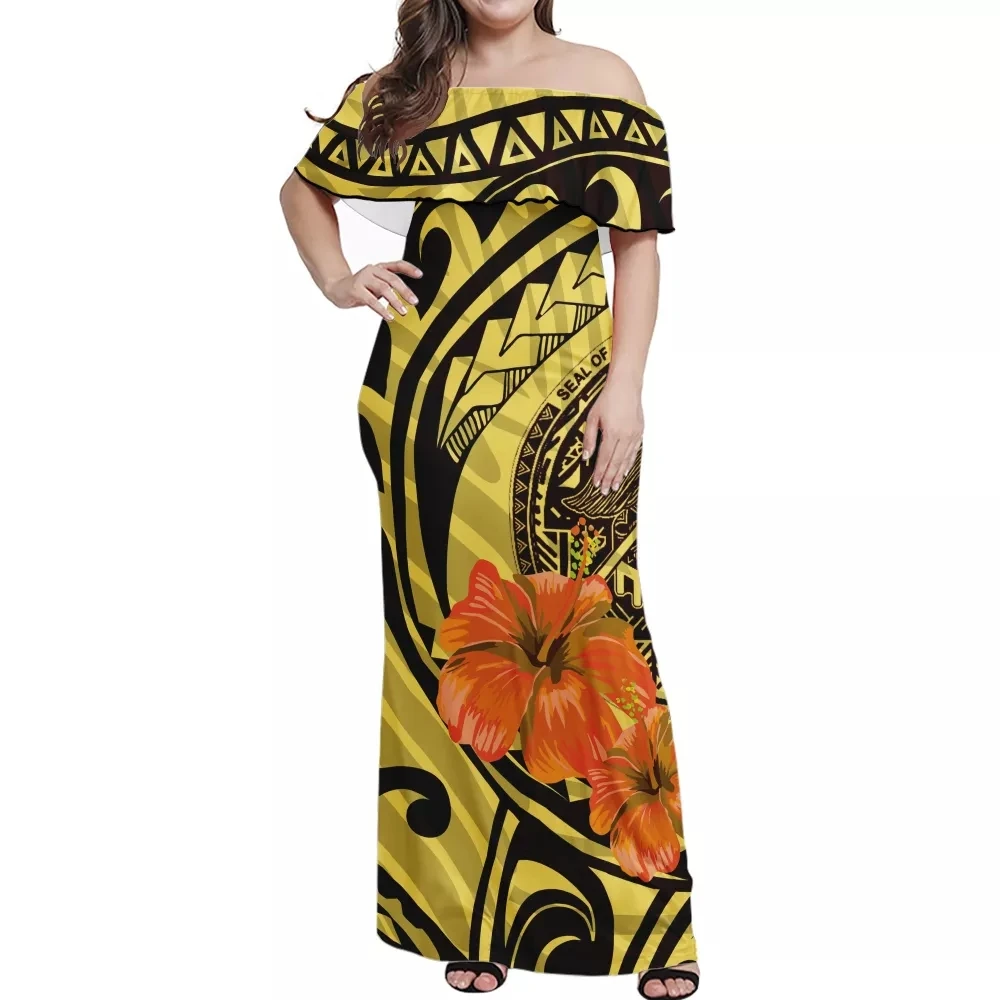 Платье женское летнее длинное без бретелек с оборками и открытыми плечами |