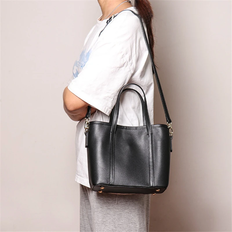 

Handbags Women Bags Designer Women Genuine Leather Foldable Waterproof Nylon Horse Bags Bolsas Messenger Should Tote L C sac