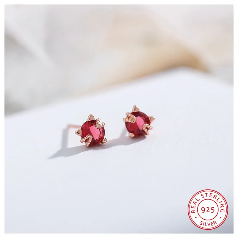 

2021 Hot Sale 100% 925 Sterling Silver Micro Zircon Sweet Cat Stud Earrings For Women Daily Commute Jewelry Gifts