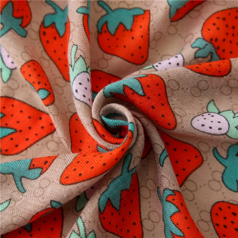 

2021 Popular High-Grade Kerchief Summer Beach Cotton And Hemp Shawl Female Strawberry Print Silk Scarf Fashion 180X90CM Bandana