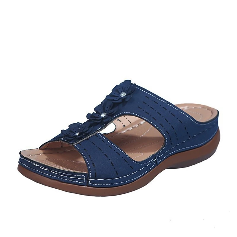 

New sandals 2020 new breathable slippers flat bottom large size women's shoes