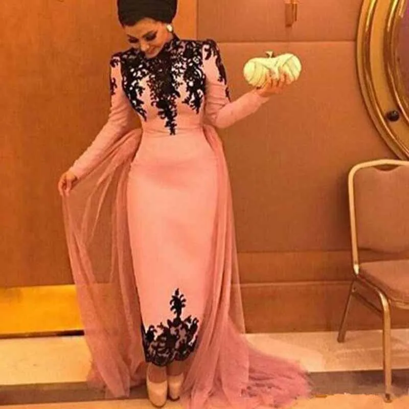 

Pink Muslim Appliqued Lace Long Sleeve Straight Evening Dress Simple High Neck Customed Made Prom Dresses robe de soiree