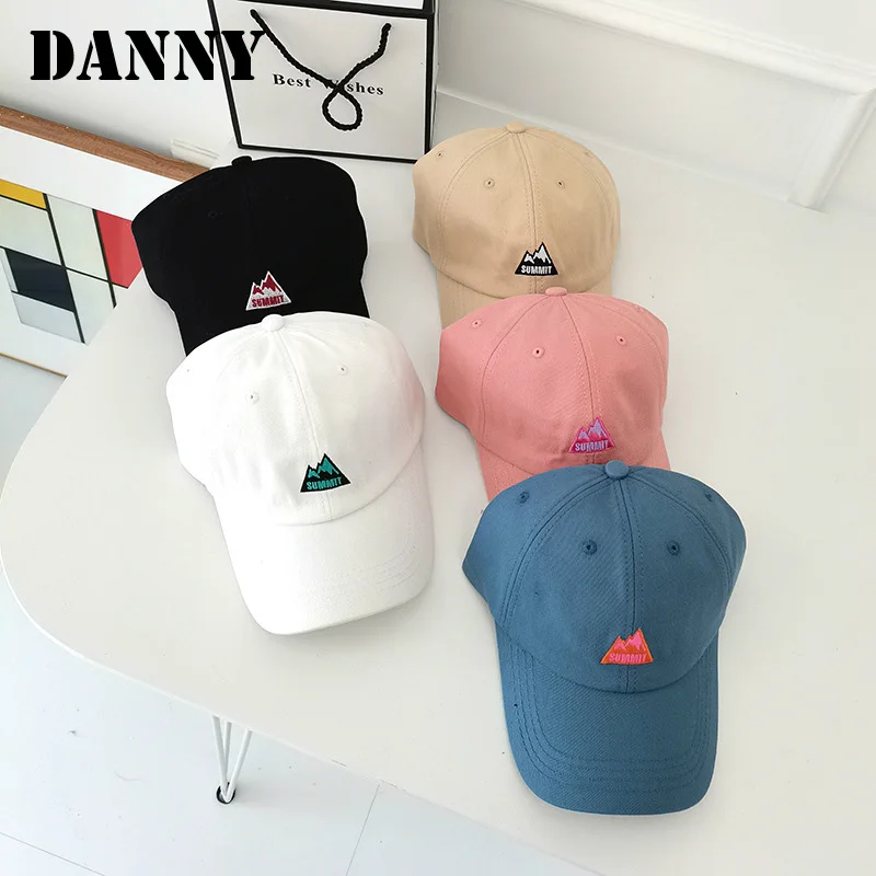 

Модная и простая японская бейсболка с вышивкой в стиле Харадзюку для мужчин и женщин, дизайнерская уличная женская шапка, 2021