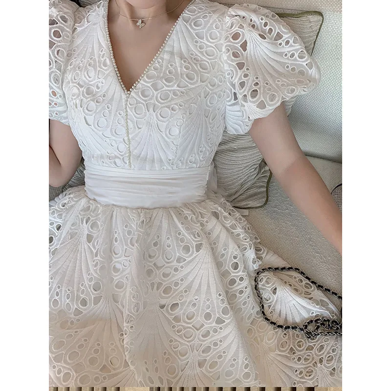 

2021 Summer Fashion Fairy Elegant Embroidered Puff Sleeve Slim Waist Mini Dress New French V-neck Solid A-line Above Knee Dress
