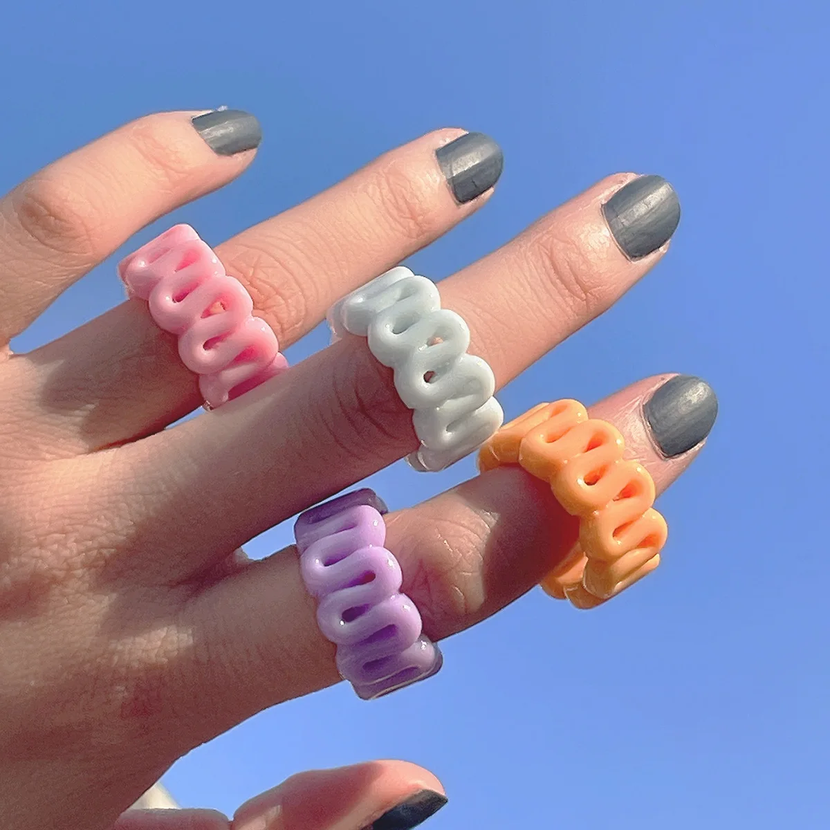 

Fashion Simple Cool Candy Color Resin Hollow Geometric Rings Hip hop Punk Girls Rings Party Jewelry 2021 Trendy Ring For Women