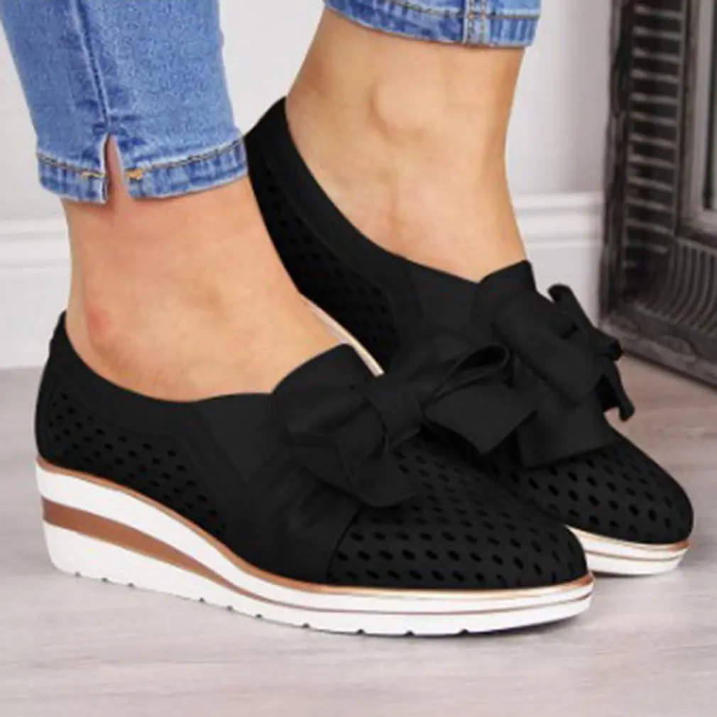 

Fashion Women Sandals Casual Exquisite Flat With Anti-skid Soft Muffin Thicken Hollow Bow Platform Sandals