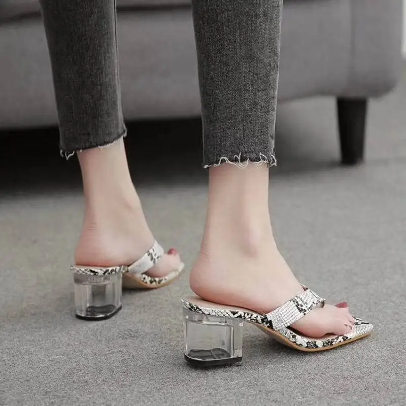 

Sandals women's head fashion women's slippers clip foot flip flops fashion women's sandals transparent thick heel sandals snake