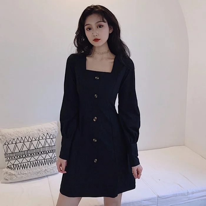 

Женские платья МАЗ