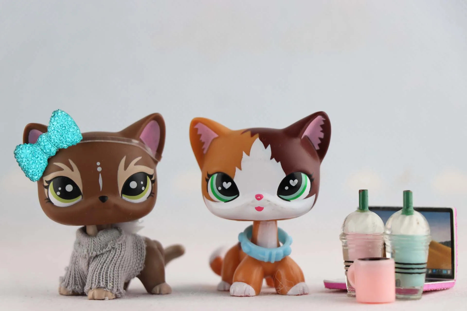 Магазин домашних животных огнеукороченный Кот лось короткий с 7 шт. аксессуаров