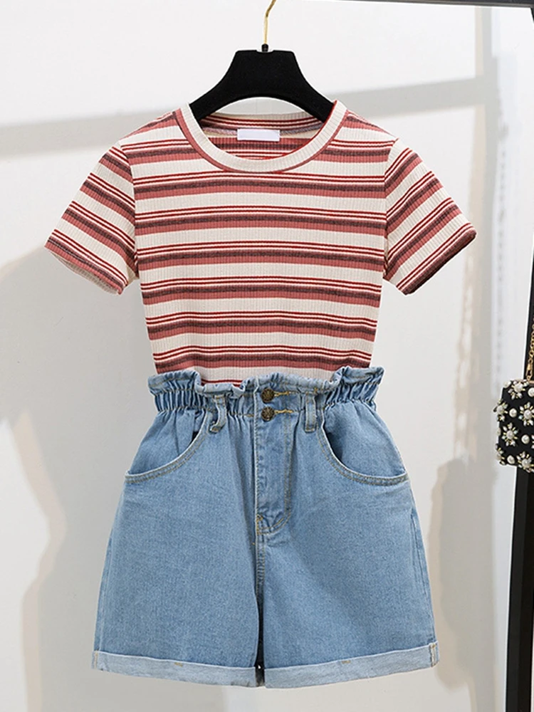 

2020 Summer Leisure Striped Short Sleeve t Shirt +Wide Leg Elastic Waist Shorts Two Pieces Suits Women Clothing Sets
