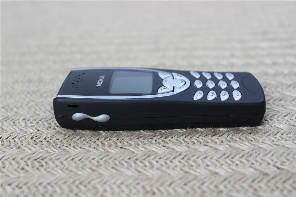8210 Оригинальный разблокированный недорогой сотовый телефон Nokia GSM 2G Гарантия