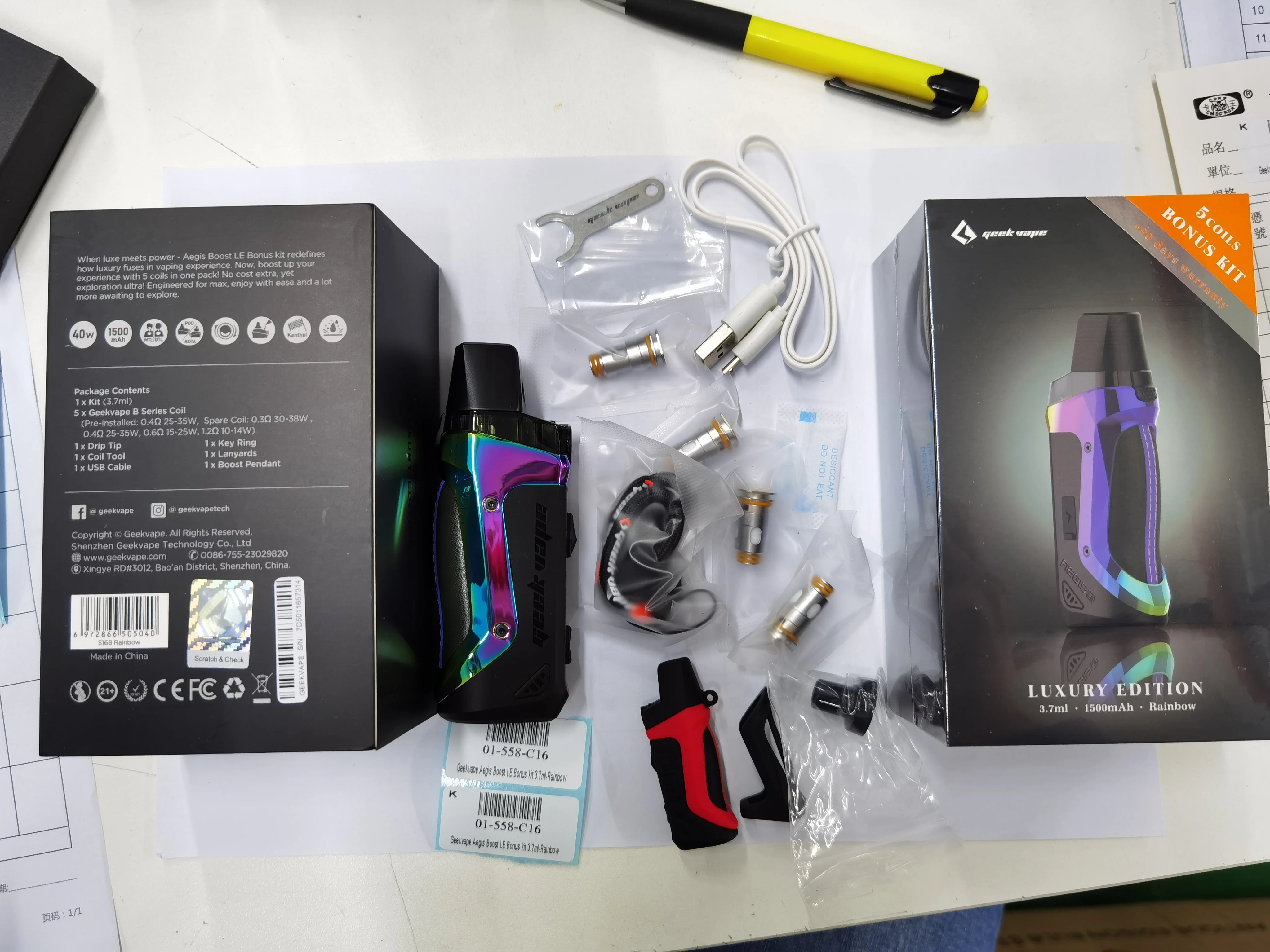 

Geekvape Aegis Boost LE Bonus Kit 1500mah Built-In Battery Electronic Cigarette 40W Vaping Kit With 3.7ml Cartridge VS Drag X