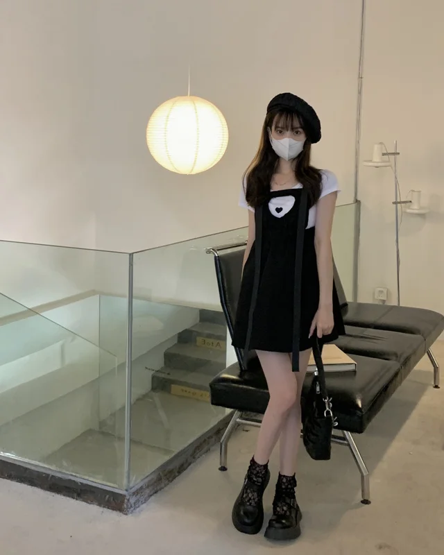 

Дизайнерская черная кофта DressNuyoah