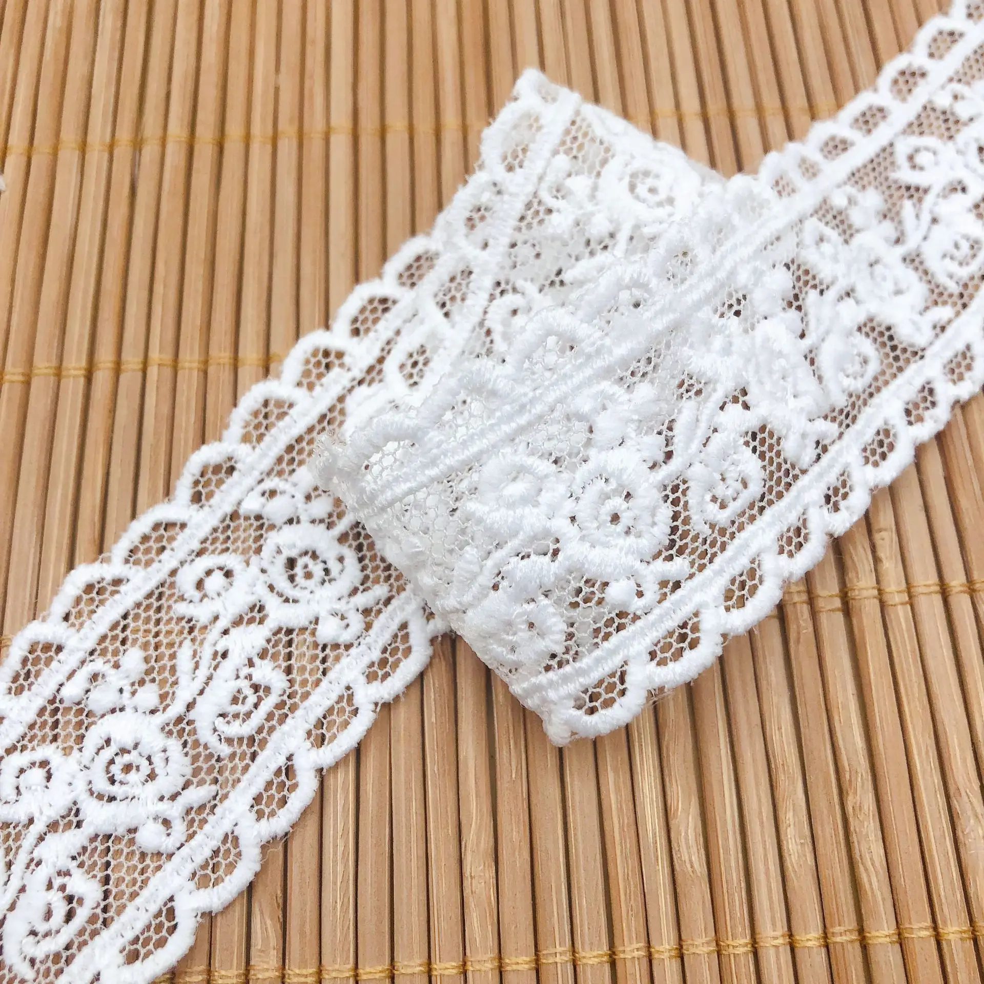 

10yards 3cm Width Handmade DIY Clothing Accessories Ivory Embroidery Lace Fabric Curtains Sofa Flower Lace Trim