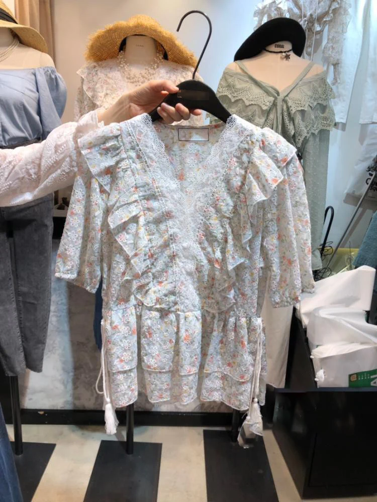 

2021 Летняя женская обувь в Корейском стиле новый жилет с цветочным рисунком кружевное платье со сборками на талии с короткими рукавами рубаш...