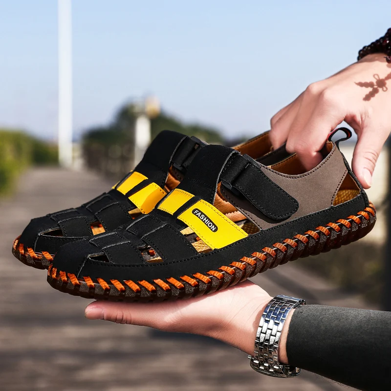

New Men Summer Soft Breathable Outdoor Office Leather Men Sandal