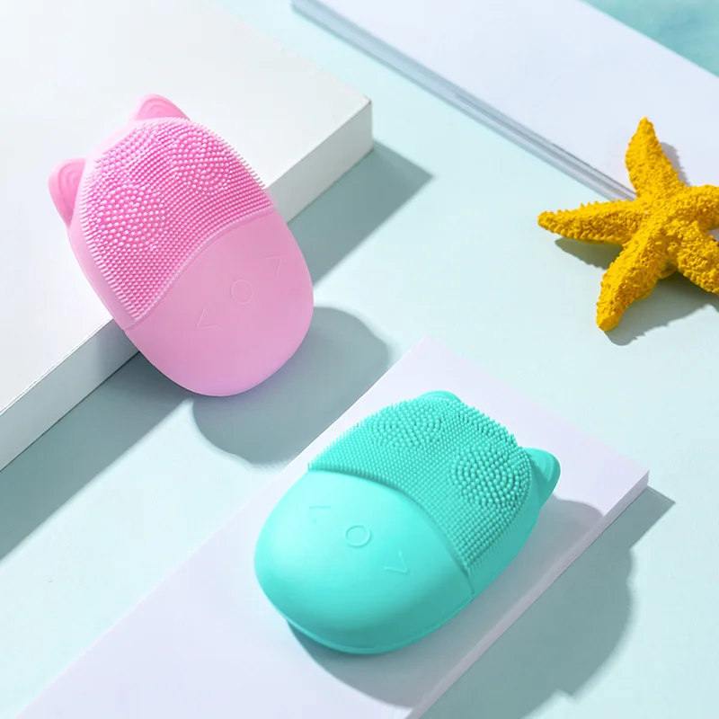 Электрическая силиконовая щетка для очищения лица звуковой вибрационный массаж