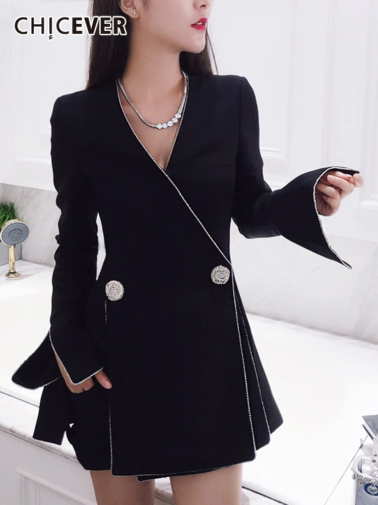 

Женский блейзер с V-образным вырезом, длинным рукавом и асимметричным подолом