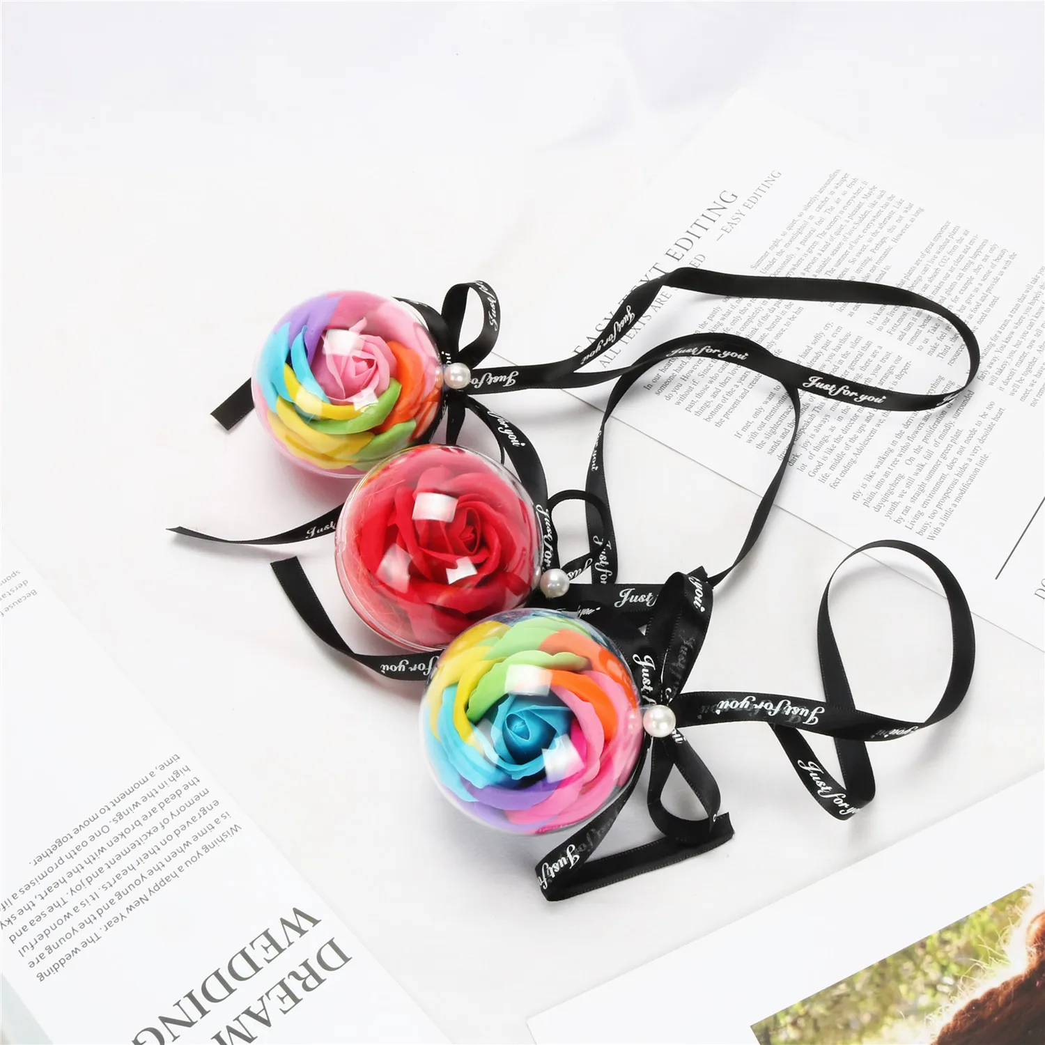 

ImmortalFlowerRoseFlowerPendantCarAccessories SoapFloatHangingHoliday Wedding Gift