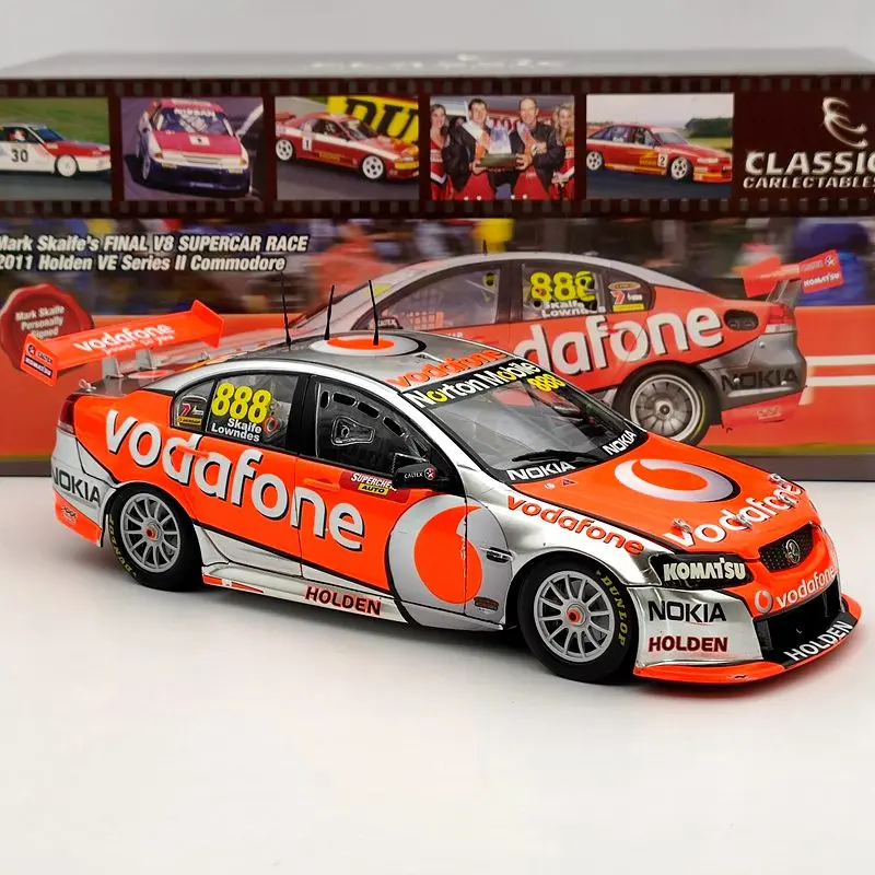 

1:18 Classic Mark Skaife's 2011 Holden VE Series II Commodore #888 18490 Diecast Models Limited Edition Collection Used