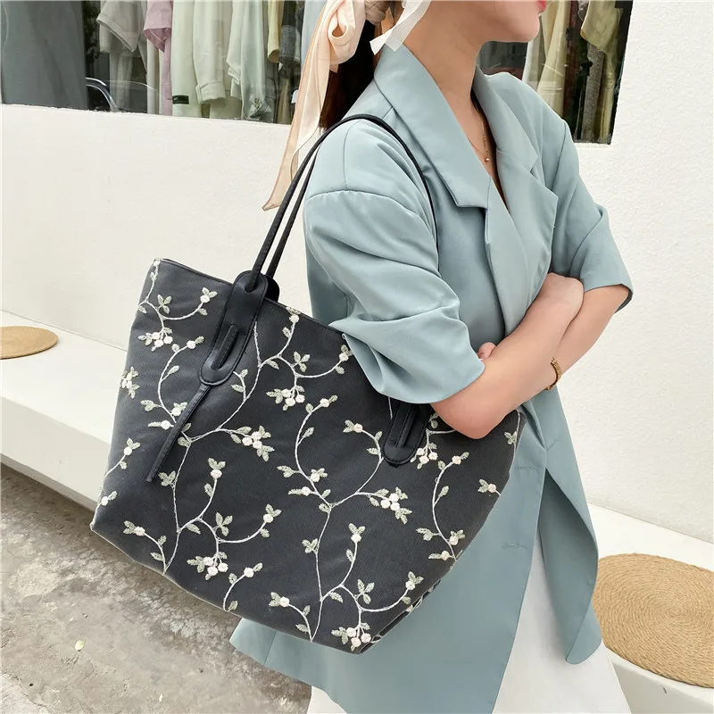 

Women's Embroidered Shoulder Bag Canvas Summer Ladies Handbag Large Capacity Fashion Tote Bag 2021 Anti-Theft New