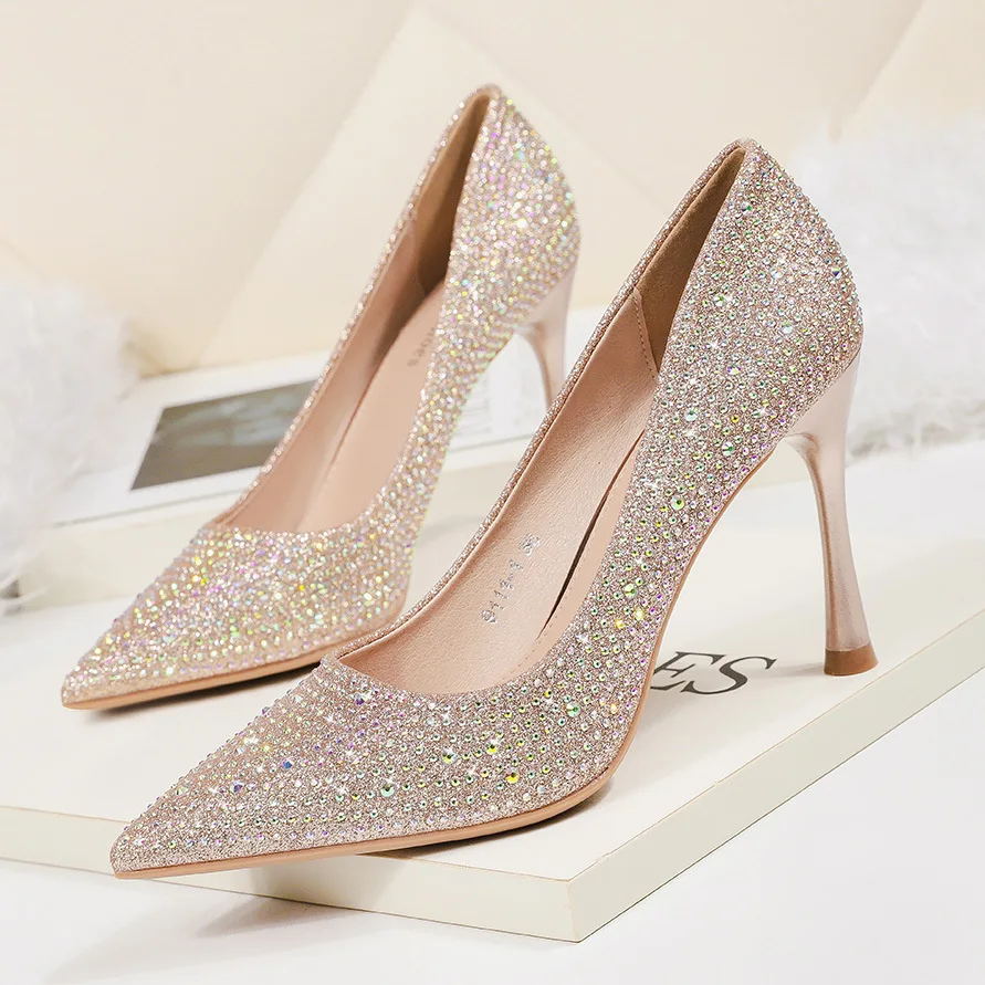 

Women's High Heels Fashion Pointed Toe Rhinestone Shallow Mouth Nightclub Slim Stiletto Single Shoes Banquet Party Shoes