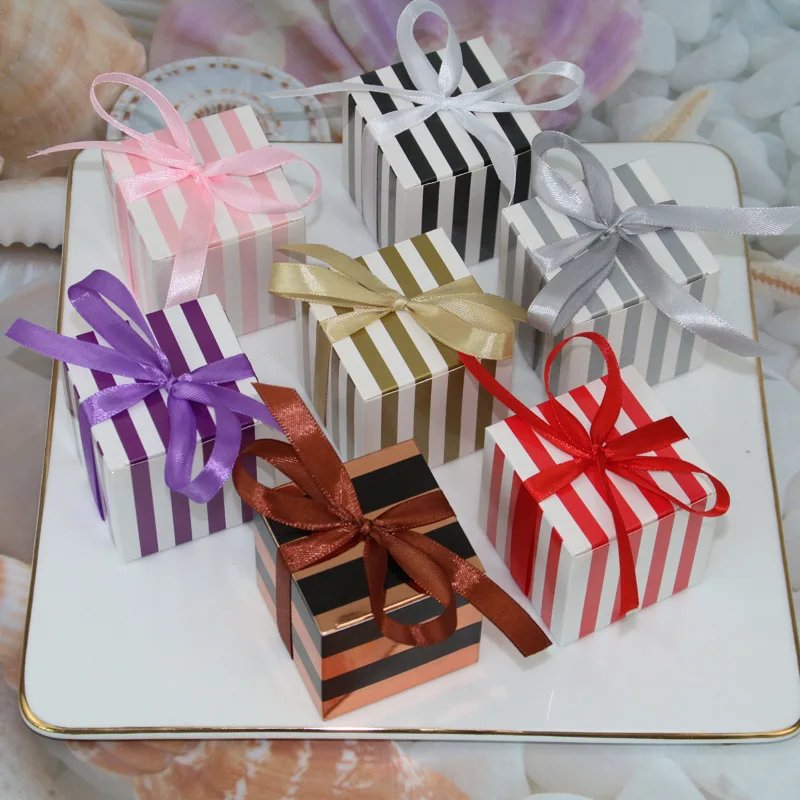 

50pcs/pack Wedding Decoration Small Gift Box Bulk Candy Boxes with Ribbons Striped Box Favors Birthday Party Christmas Supplies
