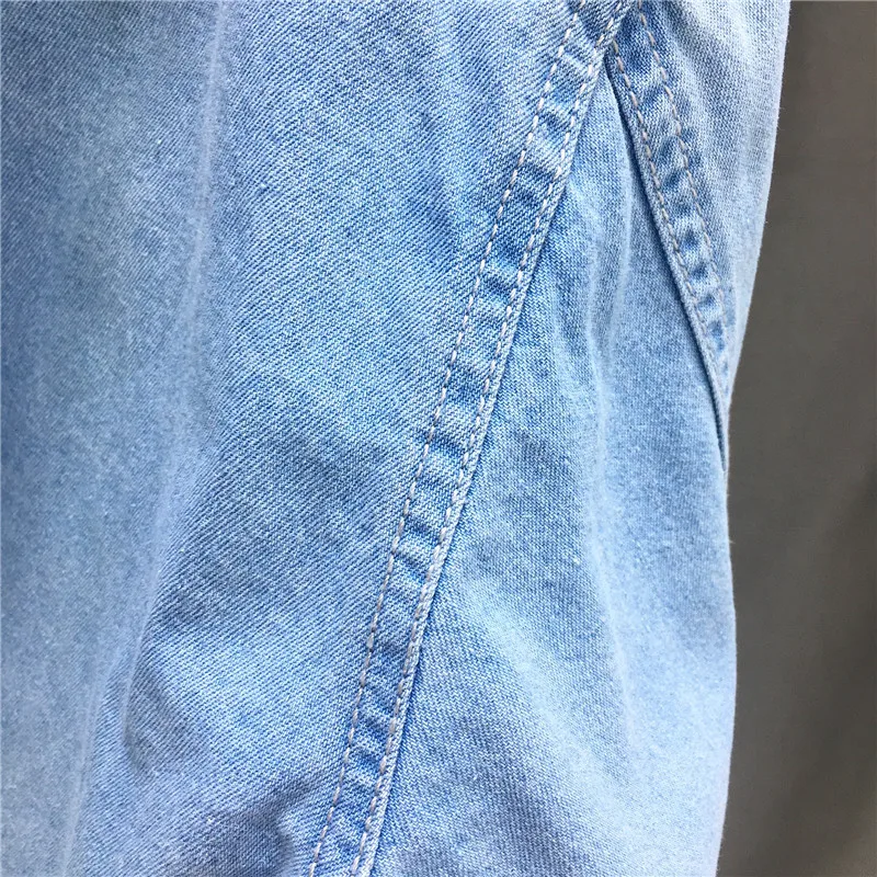

High quality Women Denim Shirt Jacket Casual Lapel Long Sleeve Jeans Shirt Loose Plus Size Womens Tops and Blouses 2020 New