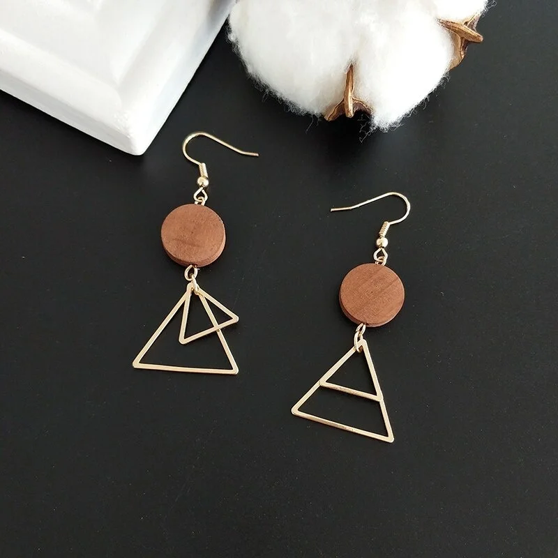 

Fashion Triangle Asymmetric Simple Geometric Wooden Earring Women Exquisite Student Girlfriend Jewelry Accessories