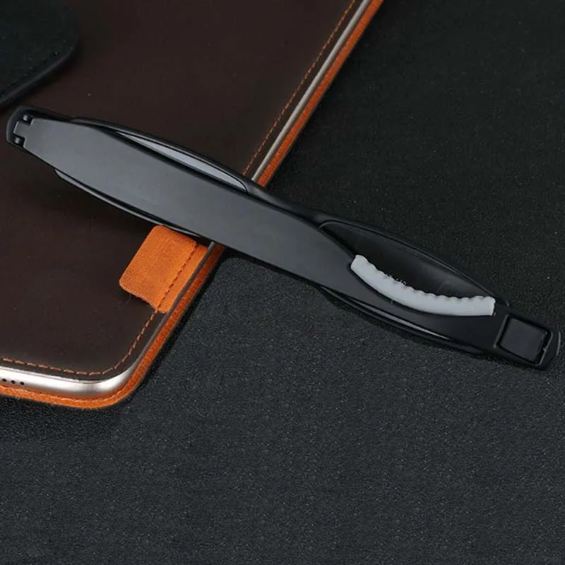 

Portable reading glasses with 360-degree swiveling and folding pen hooks
