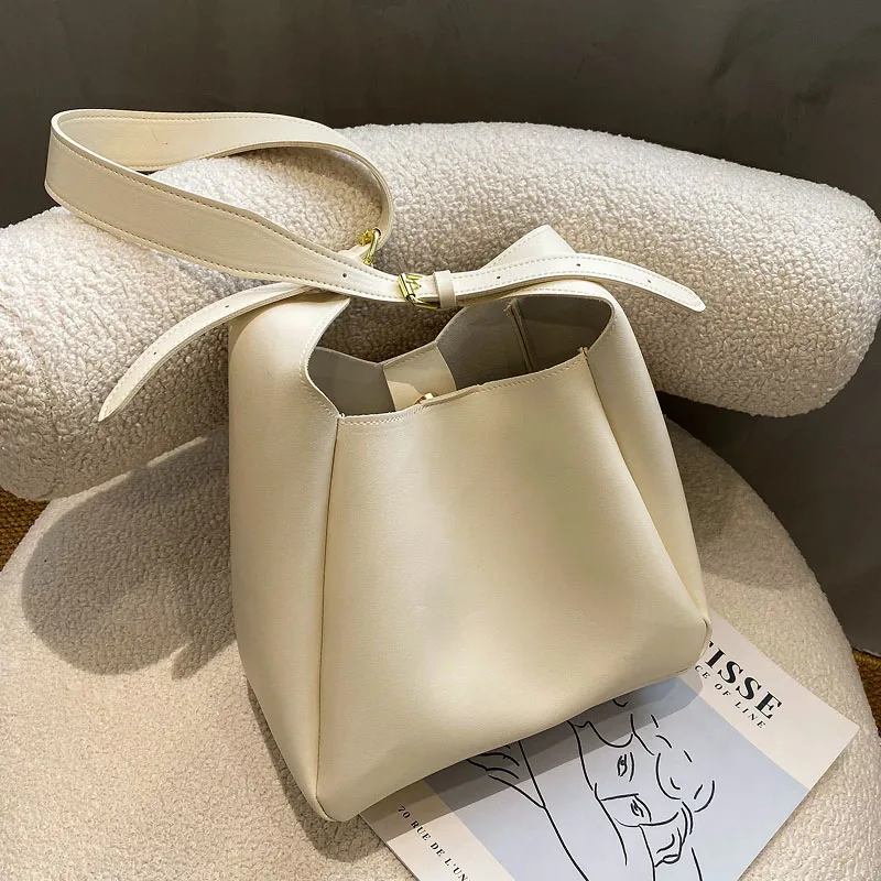 

Tote Bags For Women Large Capacity Bucket Crossbody Bag Soft Leather Singel Shoulder Bag Femal Casual Fashion Travel Satchels
