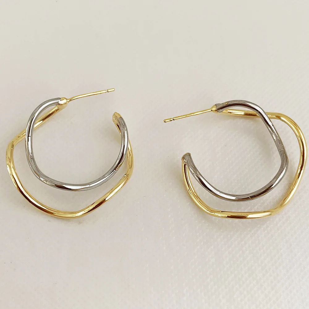

French Style Contrast Gold Silver Color Wave Type C Metal Earrings For Women Vintage Simplest Elegant Jewelry Party Gifts
