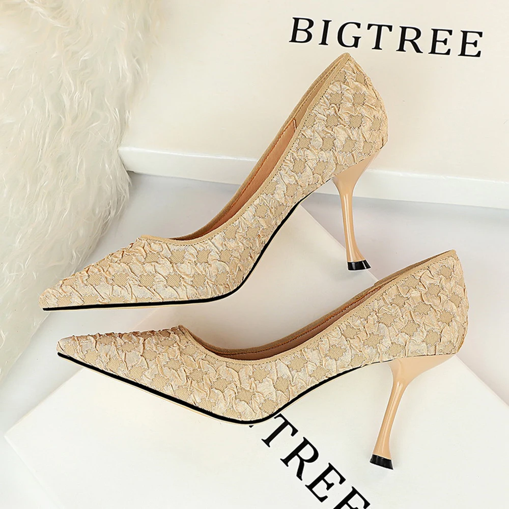 Модный тонкий и сладкий педикюр в Корейском стиле с тонкой тканевой поверхностью