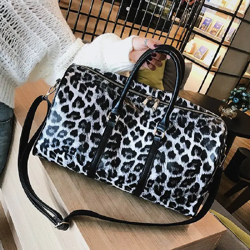 Fashion Travel Bag Women Duffle Carry on Luggage Bag Leopard Printing PU Leather Travel Totes Ladies Big Overnight Weekend Bags