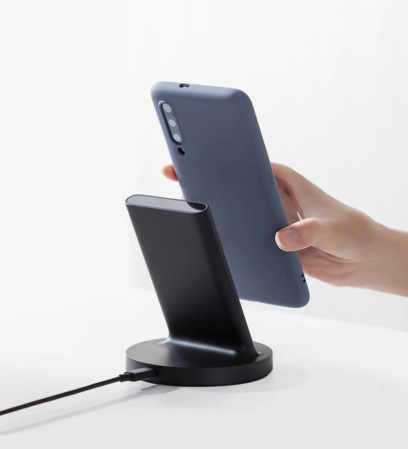 Беспроводное зарядное устройство Xiaomi 20 Вт Max подставка для телефона Mi 9 (20 Вт) MIX 2S /