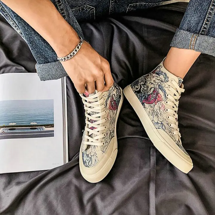 New Spring High Top Men Casual Vulcanize Shoes Boy Fashion Breathable Canvas Sneakers Graffiti Maker Comfortable Shoes A317