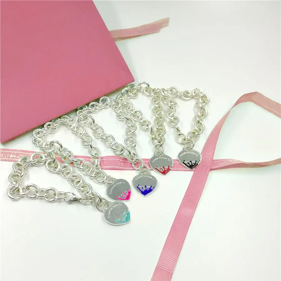 

Boutique new style, classic luxury heart-shaped water drop key women's bracelet, elegant temperament style, lovers' style