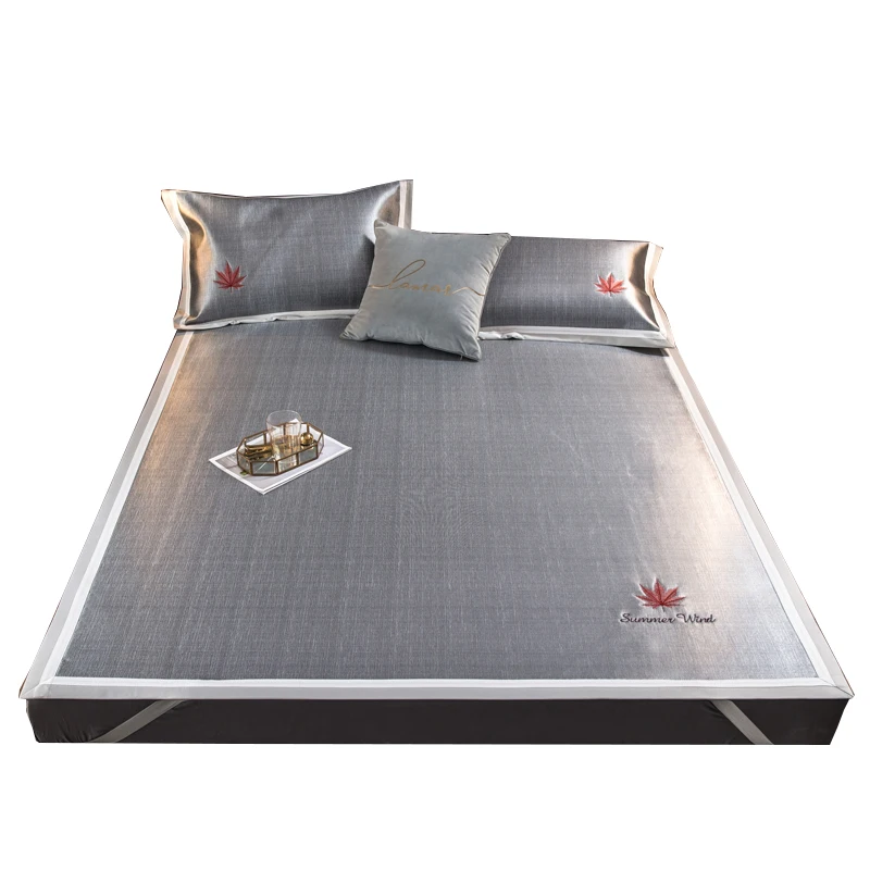 

Летний набор из трех предметов из ледяного шелка, летний коврик для сна, соломенный коврик, кровать 1,8, одиночный коврик 1,5 м, летняя Складная ...