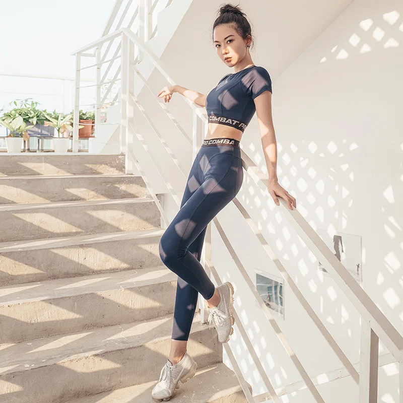 

Yoga Set Women's Quick-drying T-shirt Europe and America High Waist Tight Sweatpants Women's