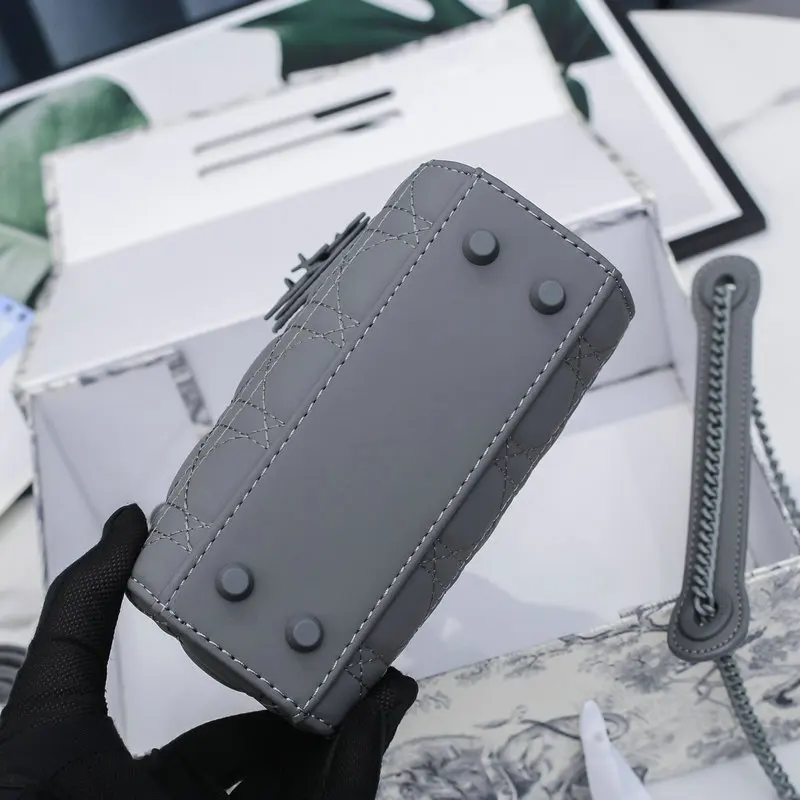 

Women Top Quality Real Genuine leather Designer Bags Luxury Brand Crossbody Handbags D bag Ling bags