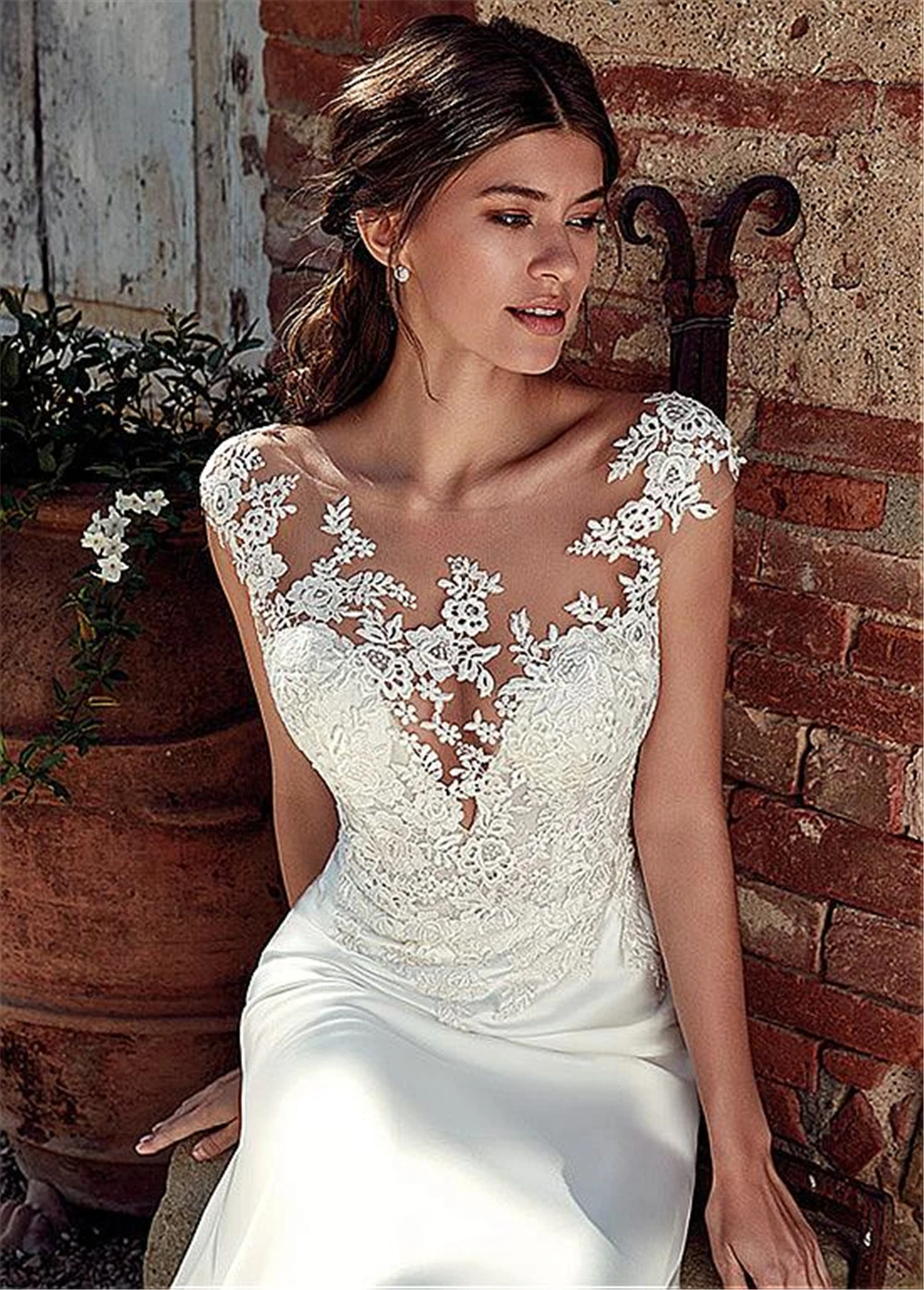 

MYYBLE 2021 Modest Soft Satin Bateau Neckline Mermaid Wedding Dresses With Lace Appliques Sheer Bridal Dress Illusion Back