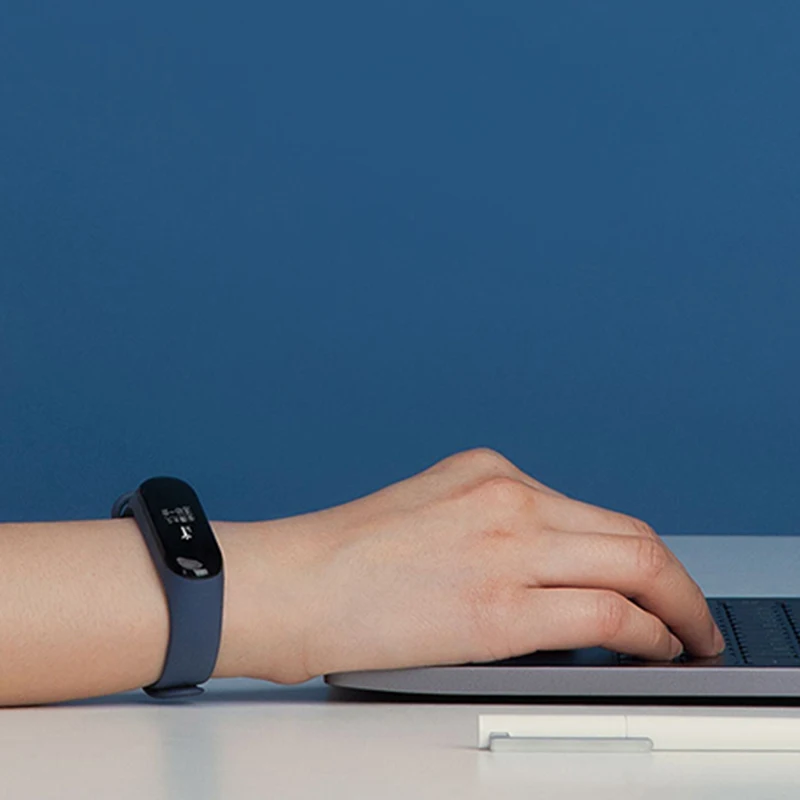 Фитнес браслет Xiaomi Mi Band 3 с большим сенсорным OLED экраном|Смарт-браслеты| |