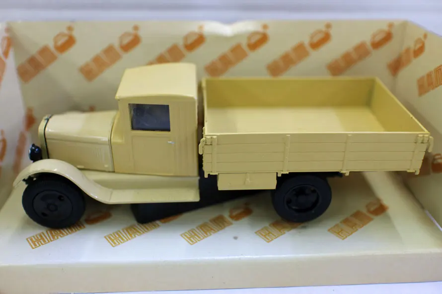 Классическая 1:43 шкала литья под давлением сплав Металл Винтаж русский грузовик миниатюрный моделирование статические Автомобили Модель дисплей коллекция