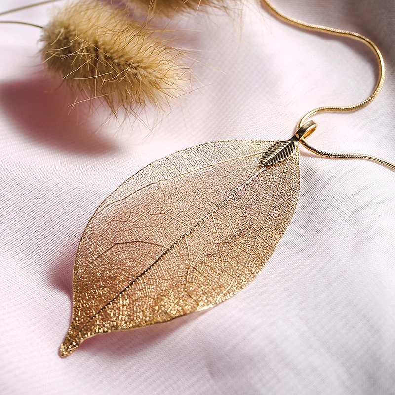 

Vintage Charming Natural Leaf Leaves Pendant Necklace Sliver Sweater Long Chain Fashion Unique Jewelry Gifts For Women