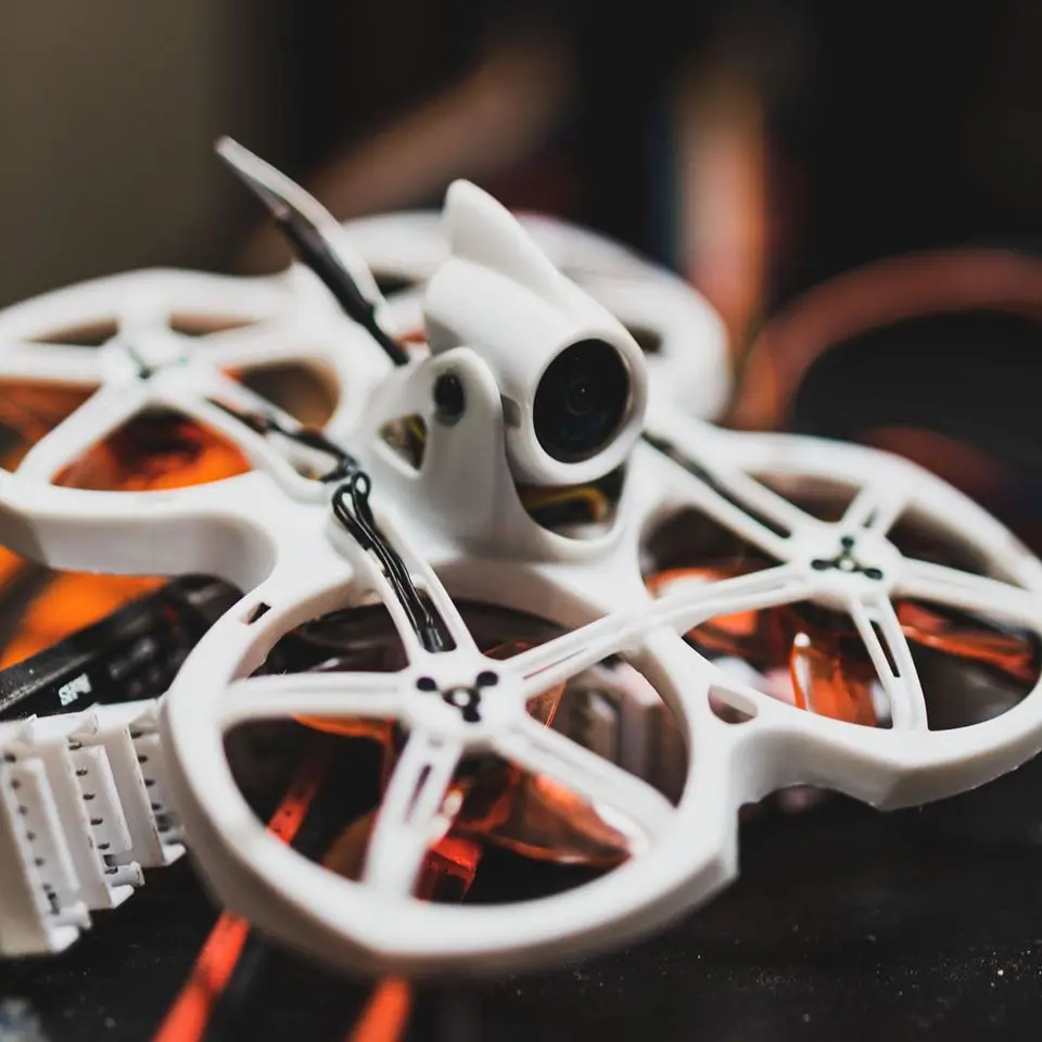 Набор для гоночного дрона Emax Tinyhawk II 2 RTF FPV F4 5A 16000KV RunCam Nano2 25/100/200 мВт VTX 1S-2S с очками |