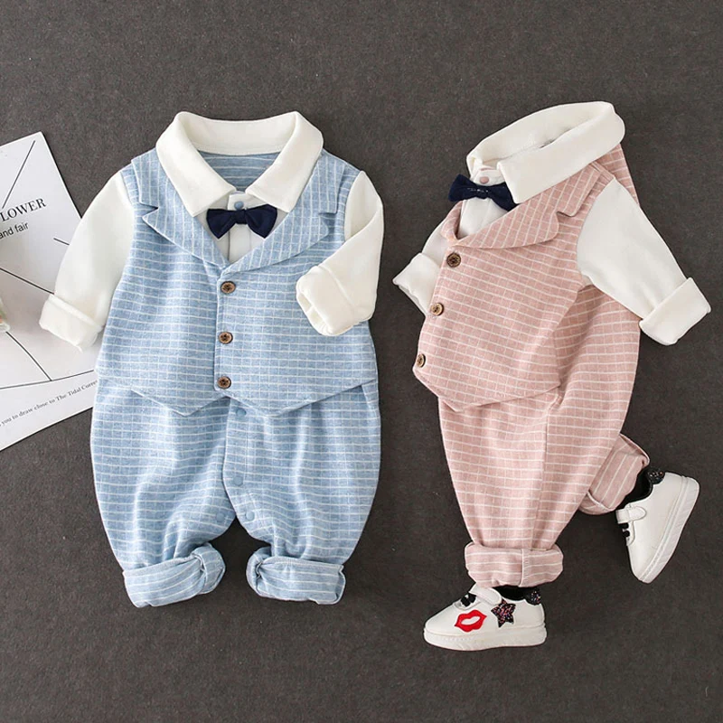 Весенний комплект одежды для маленьких мальчиков комбинезон в клетку костюм
