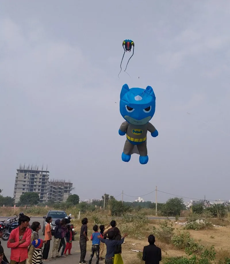 Бесплатная доставка большой мягкий воздушный змей супергероев ветрозащитный
