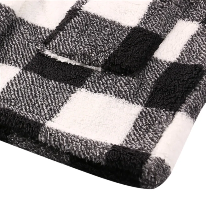 

Women Plaid Button Down Jacket Fall Winter Casual Long Sleeve Warm Fuzzy Fleece Loose Lapel Coat with Pocket Ladies Outwear Coat