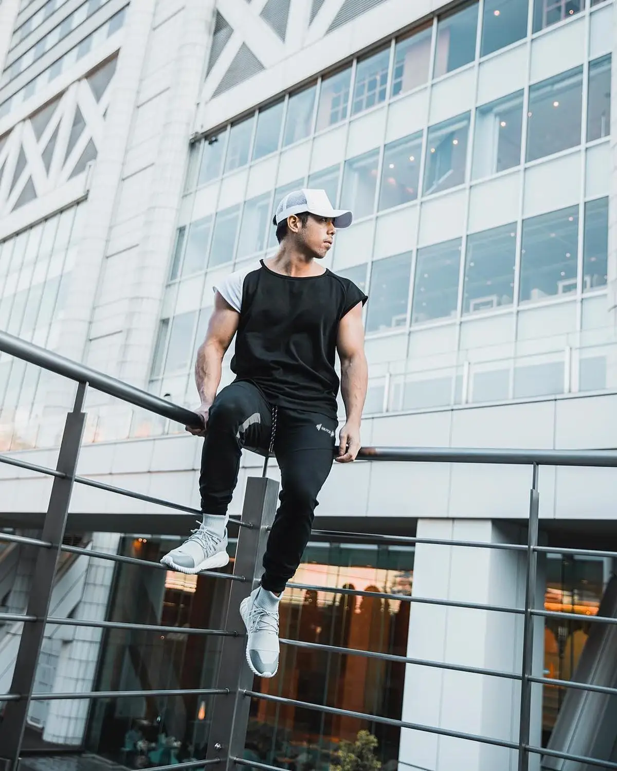 Брюки мужские спортивные джоггеры штаны для спортзала фитнеса бодибилдинга