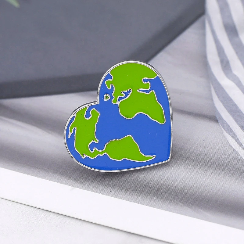 Креативная эмалированная брошь в форме сердца с изображением синей земли|Броши| |
